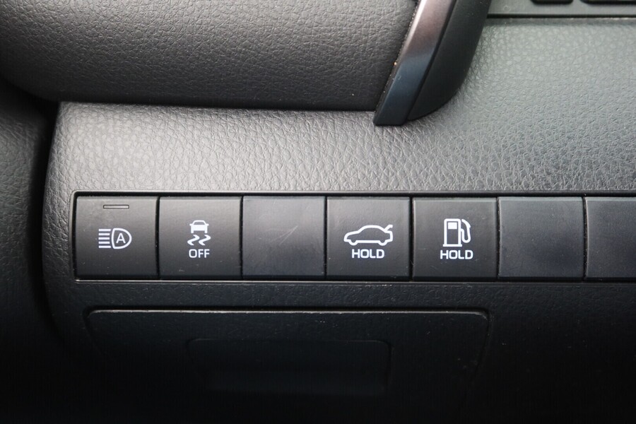 Toyota Camry vaihtoauto