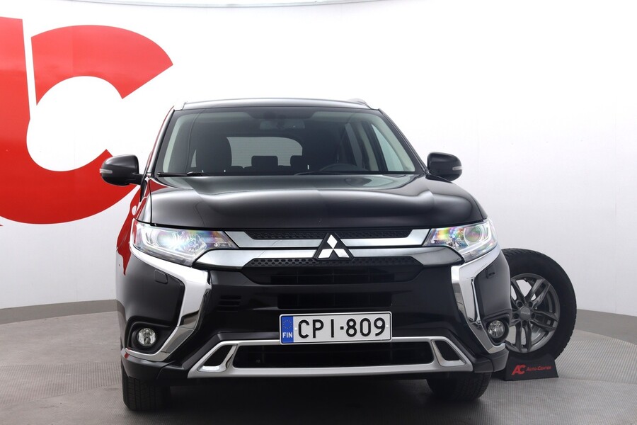 Mitsubishi Outlander PHEV vaihtoauto