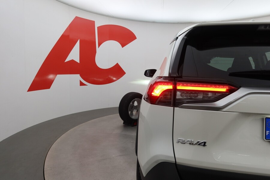 Toyota RAV4 vaihtoauto