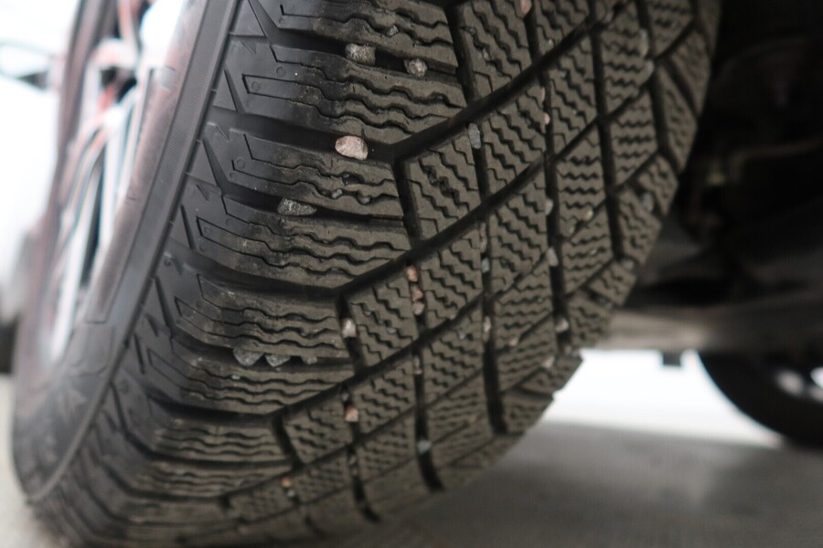 Toyota bZ4X vaihtoauto