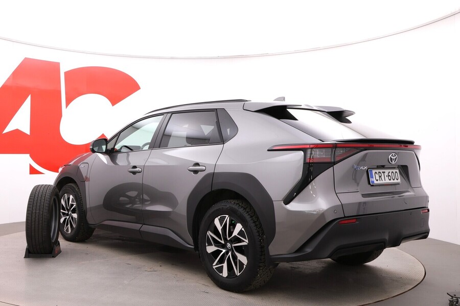 Toyota bZ4X vaihtoauto