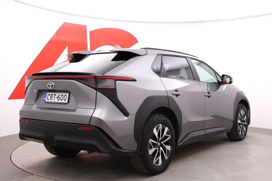 Toyota bZ4X vaihtoauto