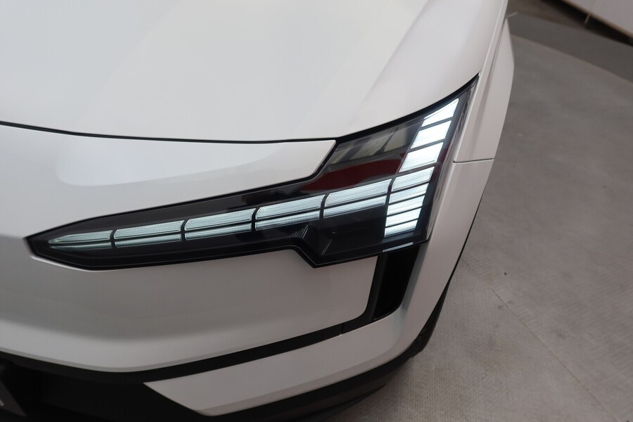 Volvo EX30 vaihtoauto