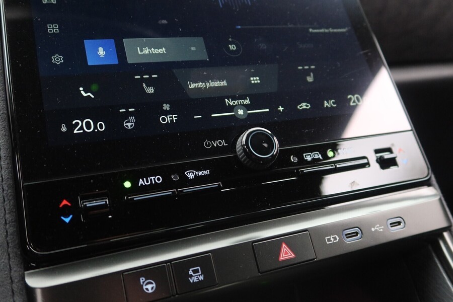 Lexus LBX vaihtoauto