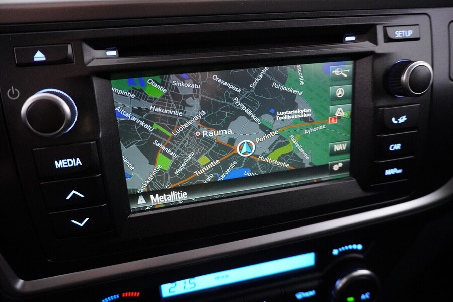 Toyota Auris vaihtoauto