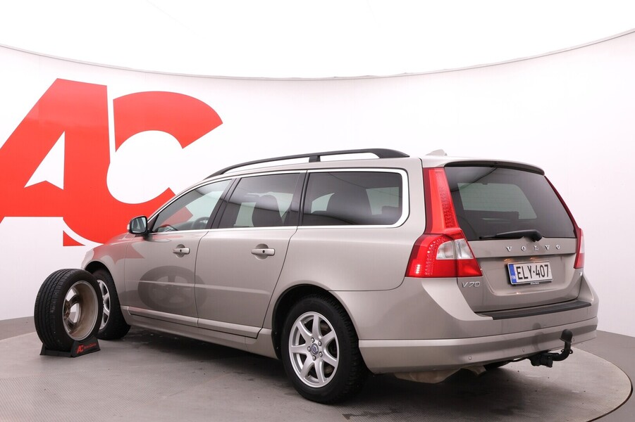 Volvo V70 vaihtoauto