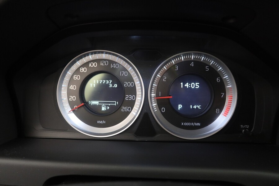 Volvo V70 vaihtoauto