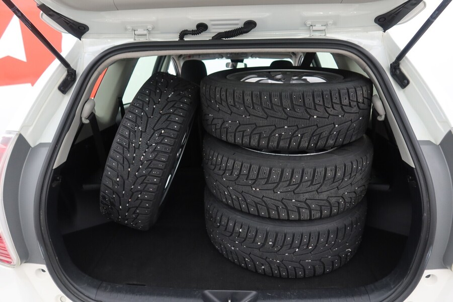 Toyota Prius+ vaihtoauto