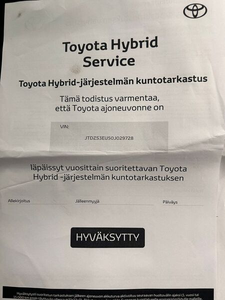 Toyota Prius+ vaihtoauto