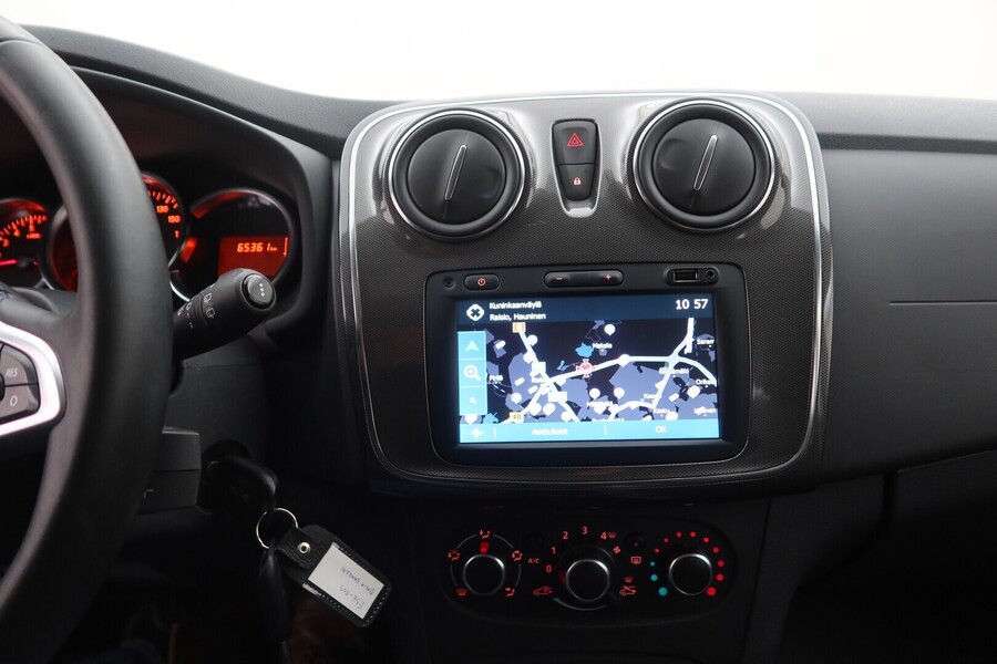 Dacia Sandero vaihtoauto