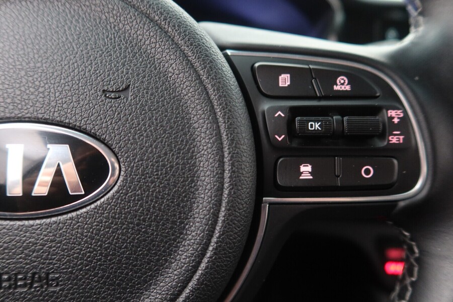 Kia Niro plug-in vaihtoauto