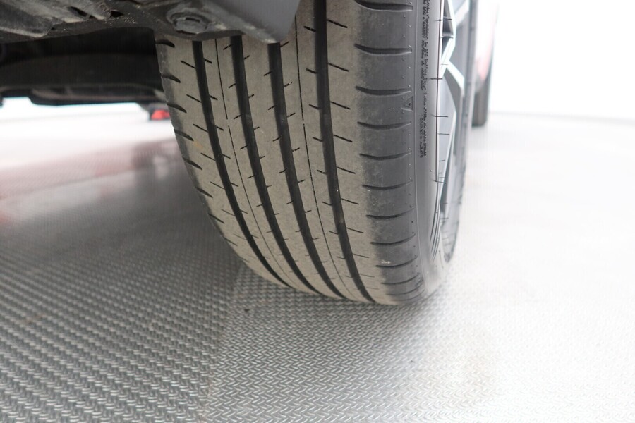 Lexus LBX vaihtoauto