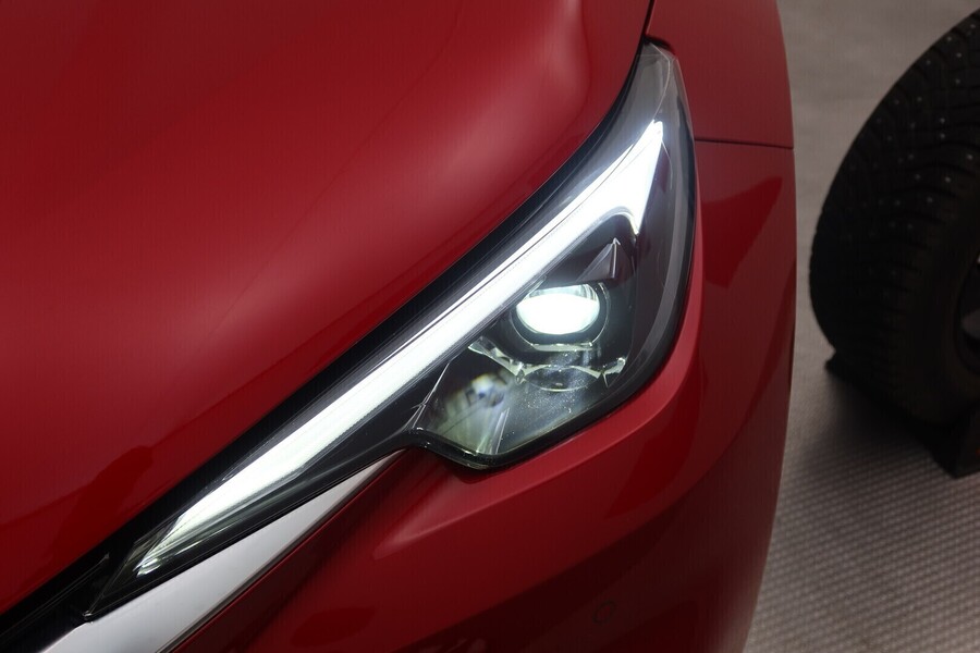 Lexus LBX vaihtoauto