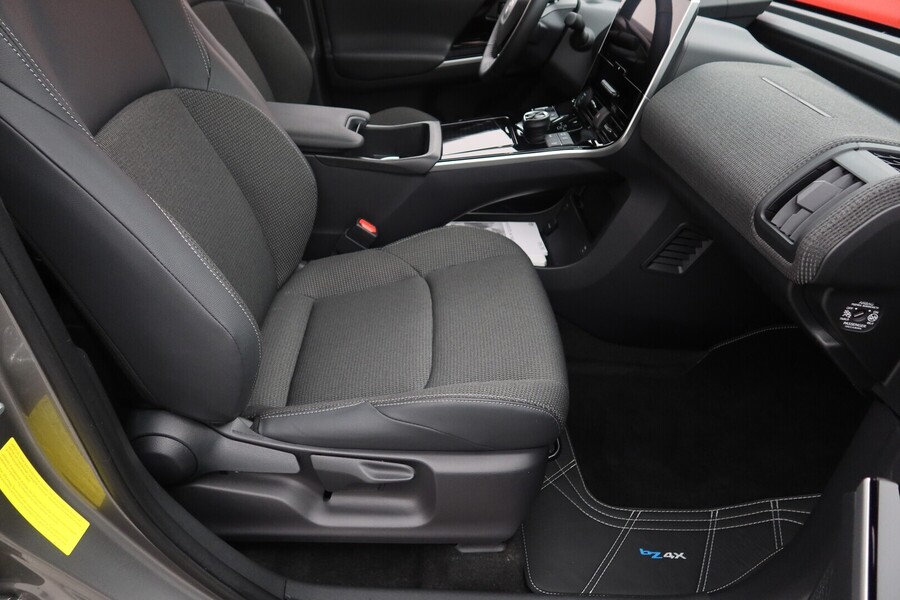 Toyota bZ4X vaihtoauto