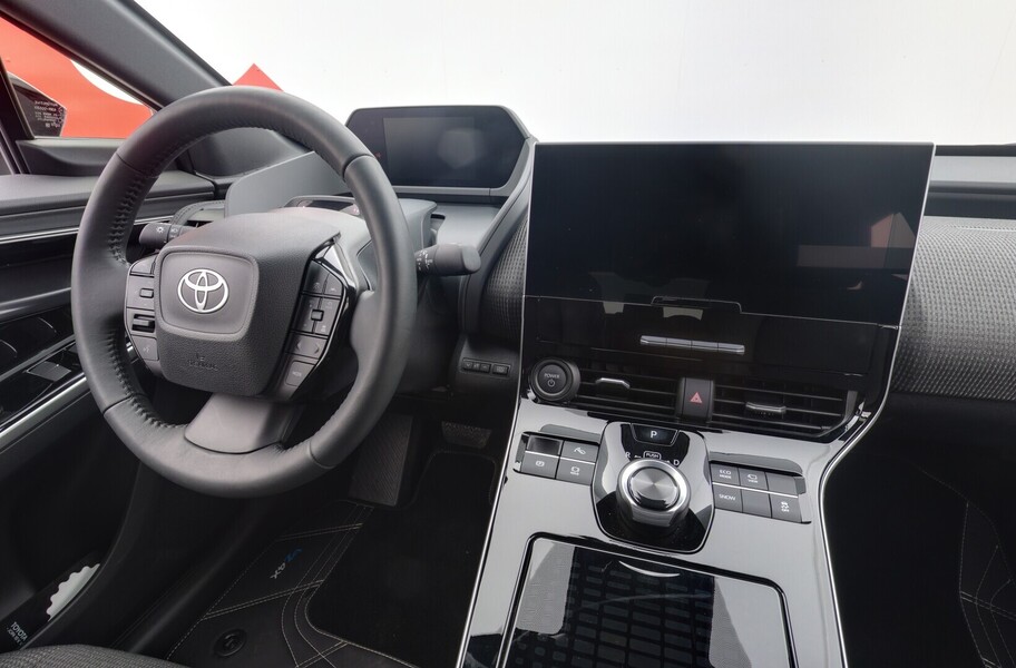 Toyota bZ4X vaihtoauto