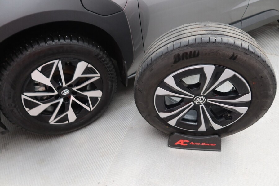 Toyota bZ4X vaihtoauto