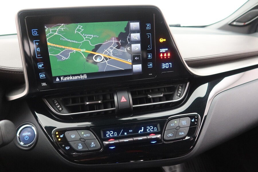 Toyota C-HR vaihtoauto