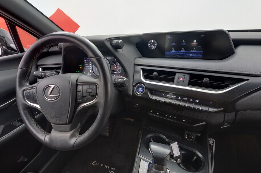 Lexus UX vaihtoauto
