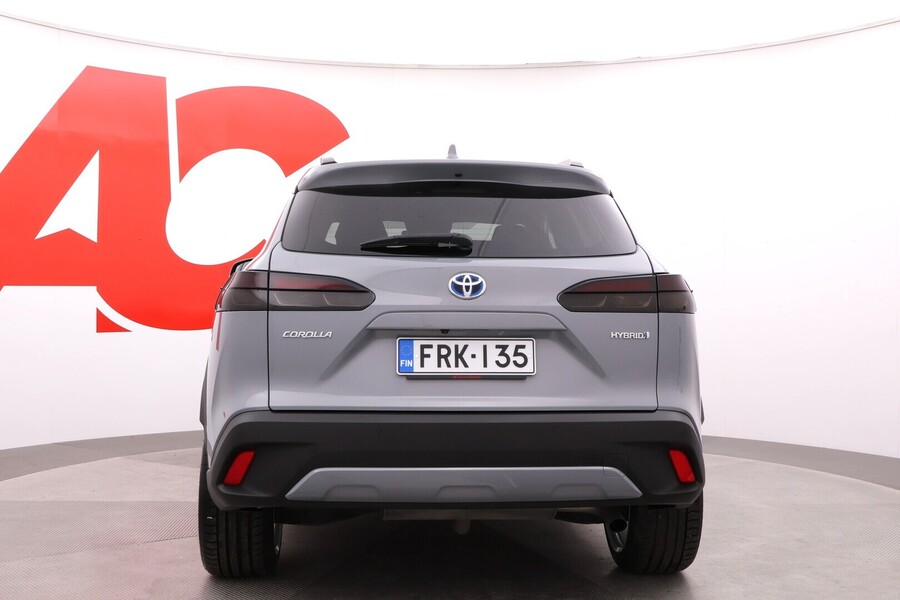 Toyota Corolla Cross vaihtoauto