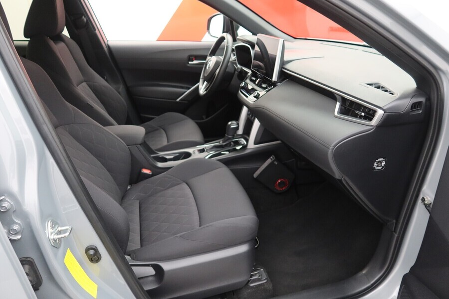 Toyota Corolla Cross vaihtoauto