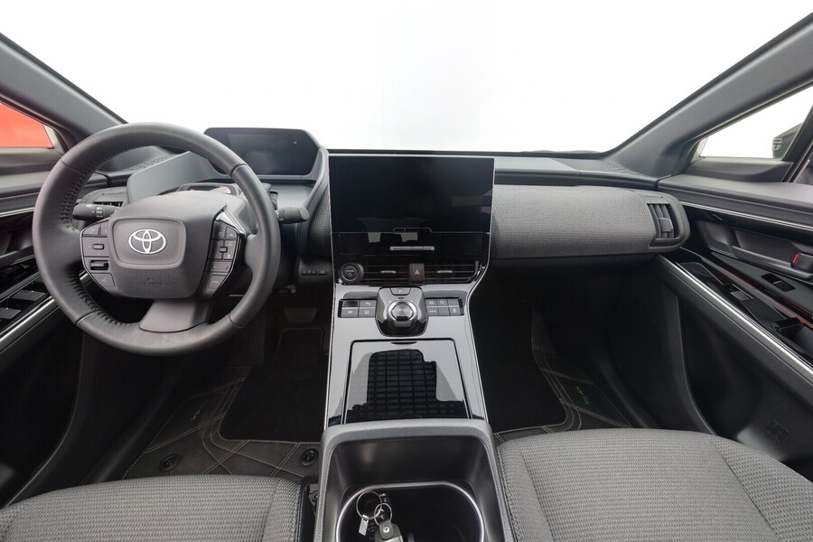 Toyota bZ4X vaihtoauto