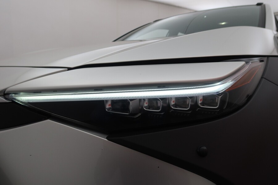 Toyota bZ4X vaihtoauto