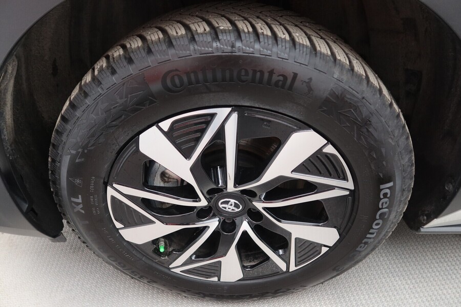 Toyota bZ4X vaihtoauto