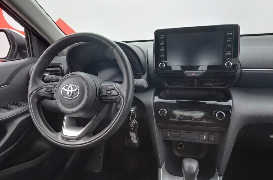 Toyota Yaris Cross vaihtoauto