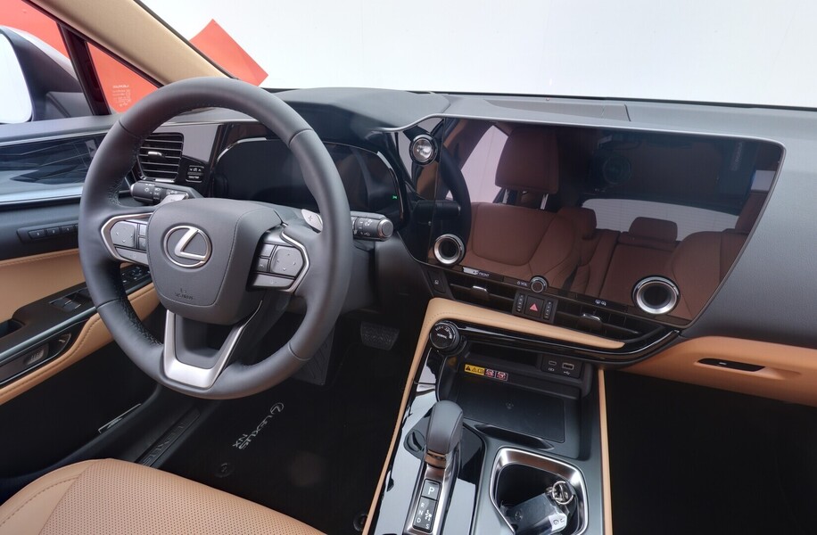 Lexus NX vaihtoauto