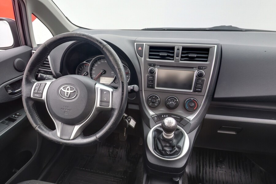 Toyota Verso-S vaihtoauto