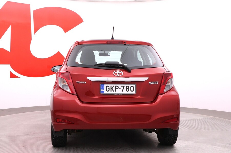 Toyota Yaris vaihtoauto