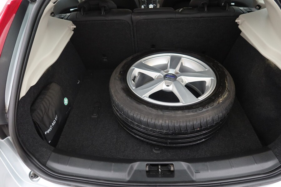 Volvo V40 vaihtoauto