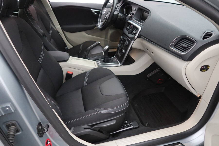 Volvo V40 vaihtoauto