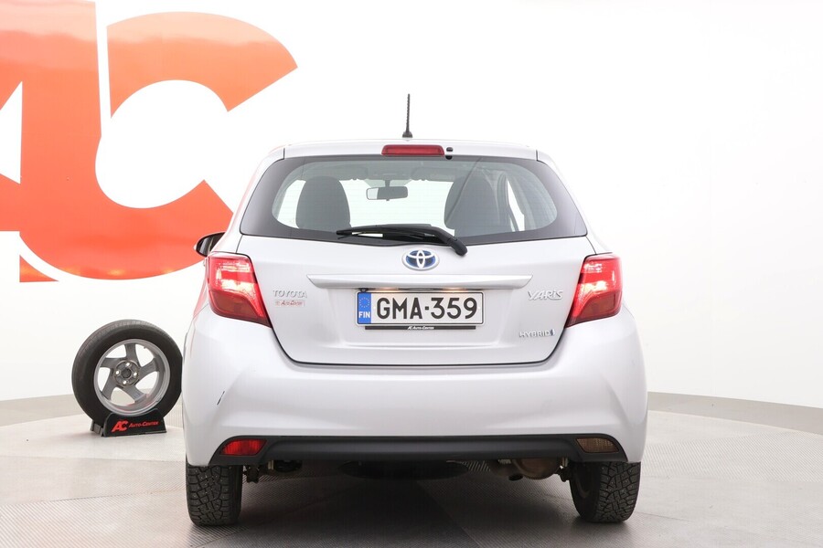 Toyota Yaris vaihtoauto