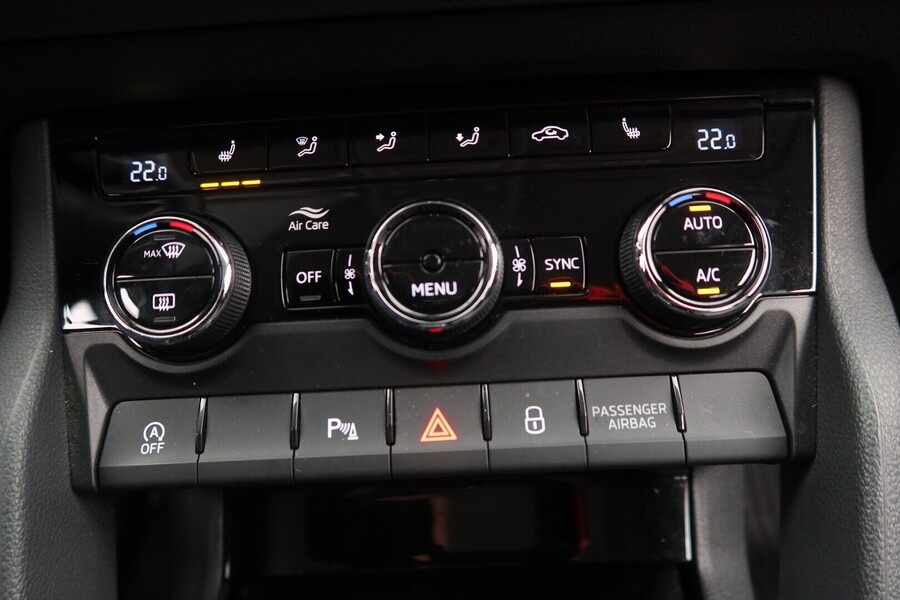 Skoda Karoq vaihtoauto