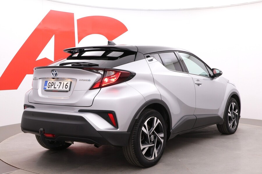 Toyota C-HR vaihtoauto