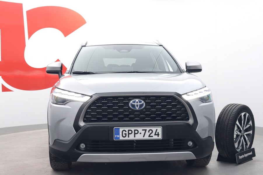 Toyota Corolla Cross vaihtoauto