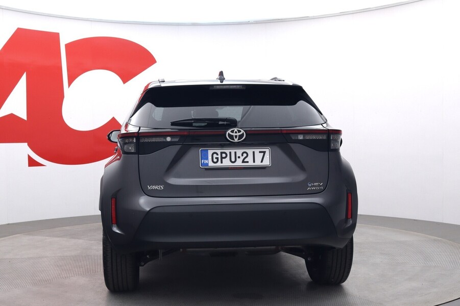 Toyota Yaris Cross vaihtoauto