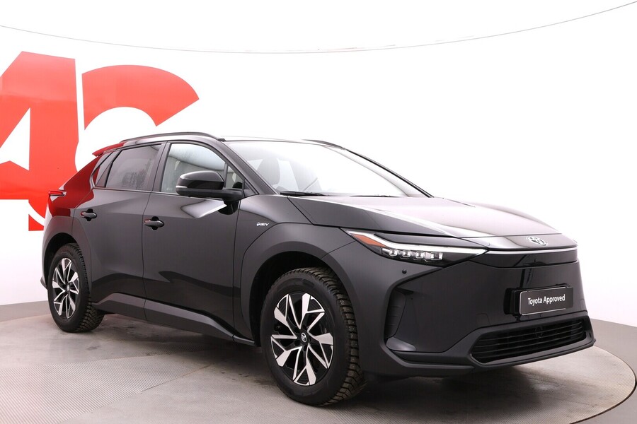 Toyota bZ4X vaihtoauto