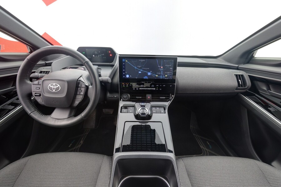 Toyota bZ4X vaihtoauto