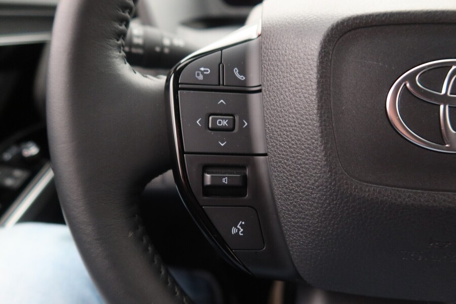 Toyota bZ4X vaihtoauto