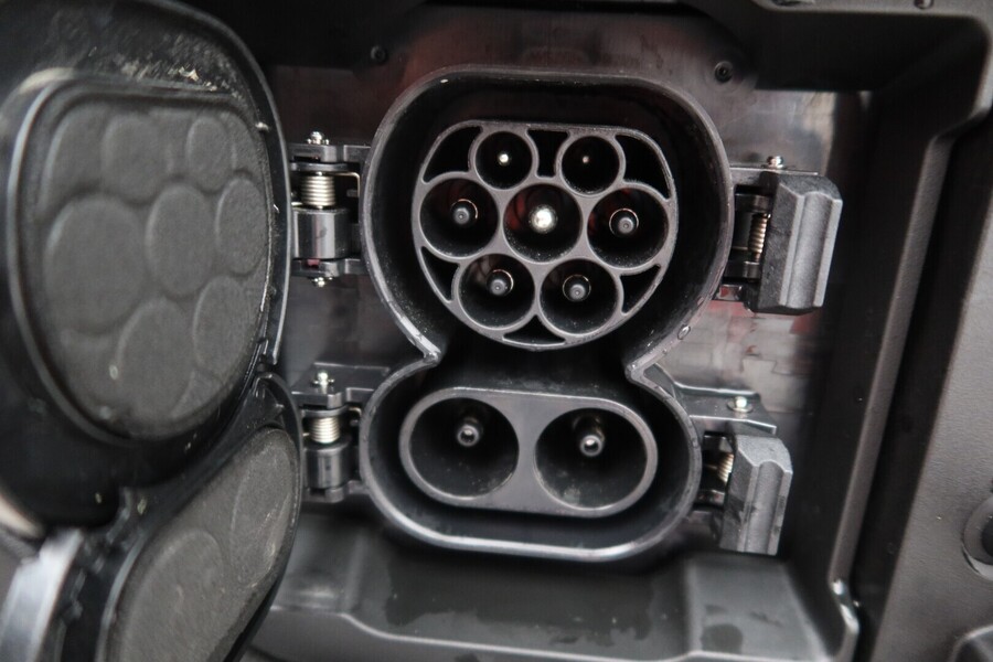 Toyota bZ4X vaihtoauto