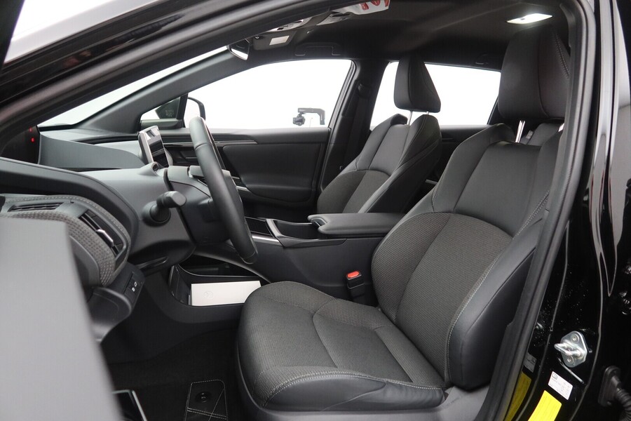 Toyota bZ4X vaihtoauto