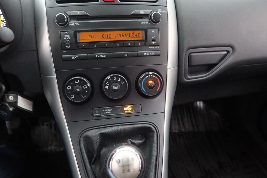 Toyota Auris vaihtoauto