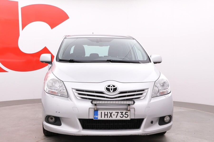 Toyota Verso vaihtoauto