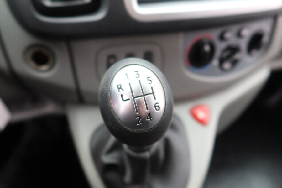 Opel Vivaro vaihtoauto