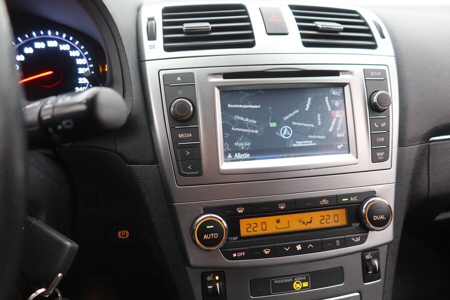 Toyota Avensis vaihtoauto