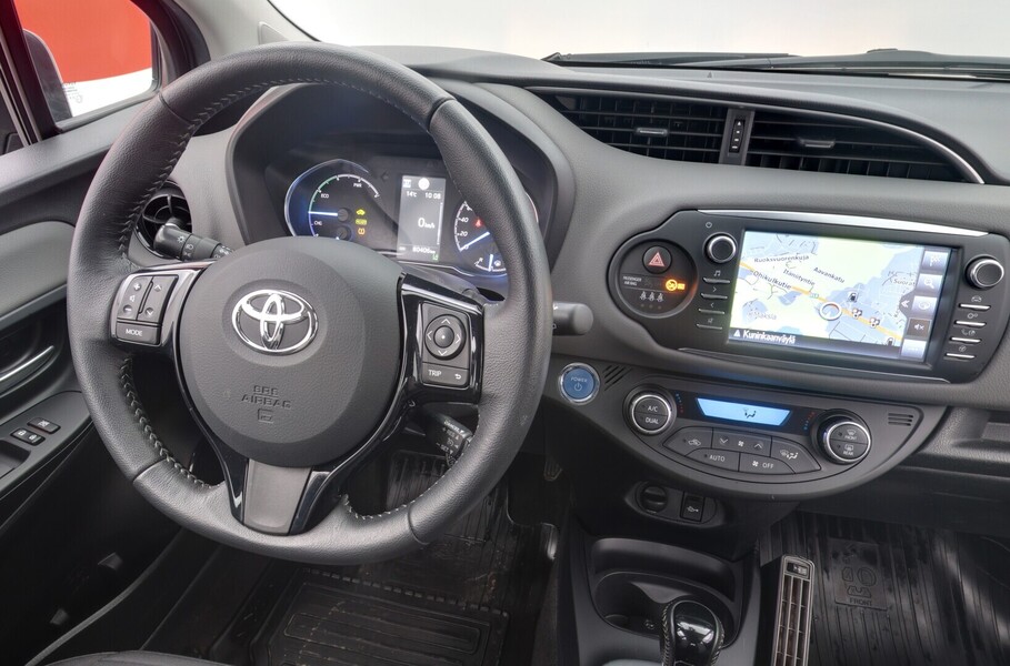 Toyota Yaris vaihtoauto