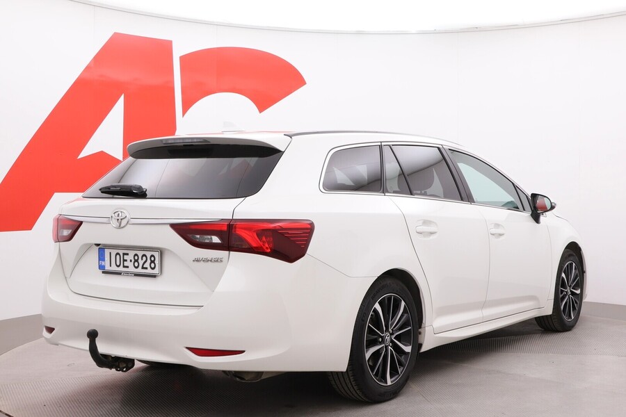 Toyota Avensis vaihtoauto