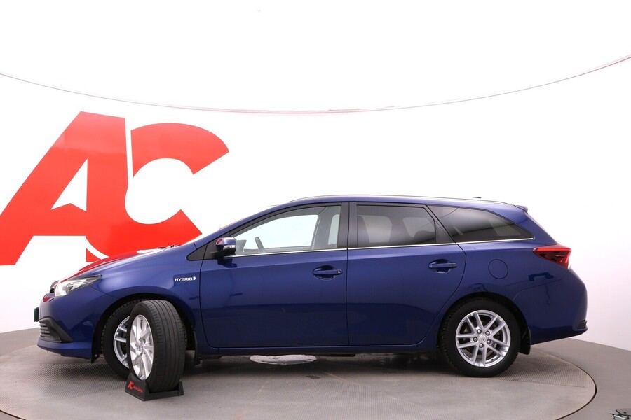 Toyota Auris vaihtoauto